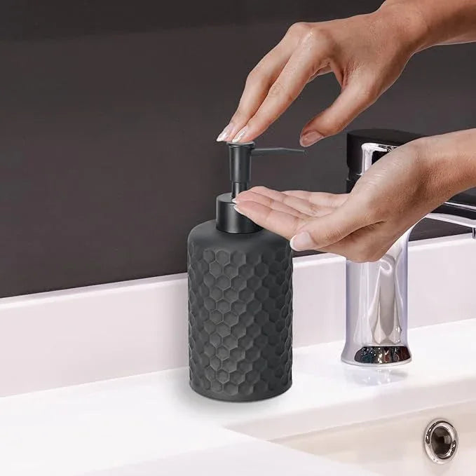 zccz Bathroom Accessory Set - 6 Pcs Black Bathroom Accessories Set with Trash Can, Toothbrush Holder, Toothbrush Cup, Soap Dispenser, Soap Dish, Toilet Brush with Holder - Accessoire Salle de Bain - ModernBath